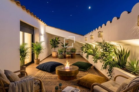 4 bedrooms villa for sale in Sitges, Barcelona, Catalonia, Spain № 7133 - photo 3