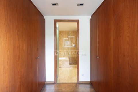 6 bedrooms villa for sale in Barcelona, Catalonia, Spain № 7132 - photo 19