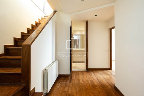 6 bedrooms villa for sale in Barcelona, Catalonia, Spain № 7132 - photo 11