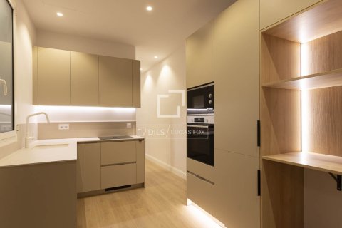 Купить квартиру в Барселона, Испания с 2 спальни, 84м², № 7137 - фото 20