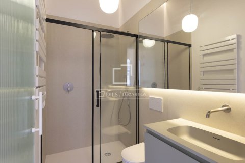 Купить квартиру в Барселона, Испания с 2 спальни, 84м², № 7137 - фото 12