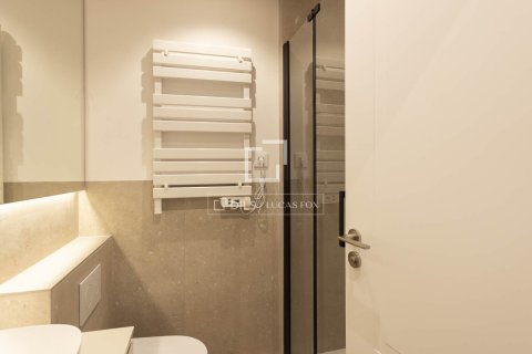 Купить квартиру в Барселона, Испания с 2 спальни, 84м², № 7137 - фото 9