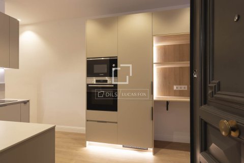 Купить квартиру в Барселона, Испания с 2 спальни, 84м², № 7137 - фото 22