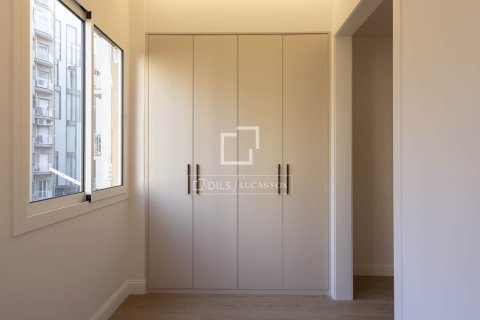 Купить квартиру в Барселона, Испания с 2 спальни, 84м², № 7137 - фото 15