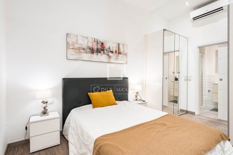 Купить квартиру в Барселона, Испания с 2 спальни, 77м², № 7136 - фото 4