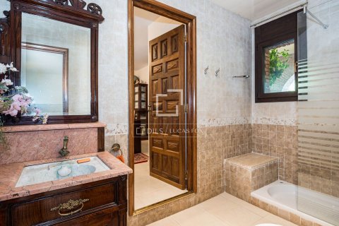 5 bedrooms villa for sale in Sant Cugat Del Valles, Barcelona, Catalonia, Spain № 7138 - photo 12