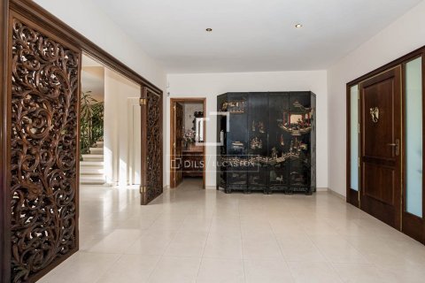 5 bedrooms villa for sale in Sant Cugat Del Valles, Barcelona, Catalonia, Spain № 7138 - photo 24