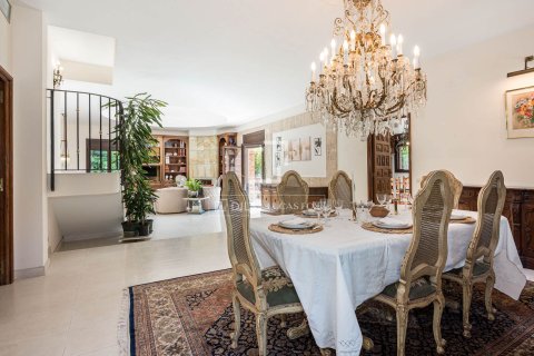 5 bedrooms villa for sale in Sant Cugat Del Valles, Barcelona, Catalonia, Spain № 7138 - photo 11