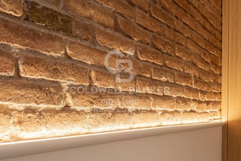 Apartamento de 3 dormitorios en venta en Barcelona, Cataluña, Spain № 5433 - foto 28