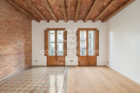 Apartamento de 3 dormitorios en venta en Barcelona, Cataluña, Spain № 5433 - foto 5