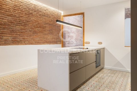 Apartamento de 3 dormitorios en venta en Barcelona, Cataluña, Spain № 5433 - foto 16