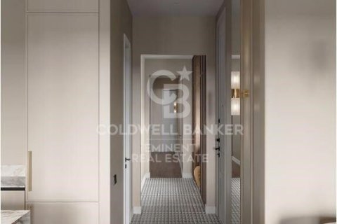 Apartamento de 4 dormitorios en venta en Barcelona, Cataluña, Spain № 5431 - foto 9
