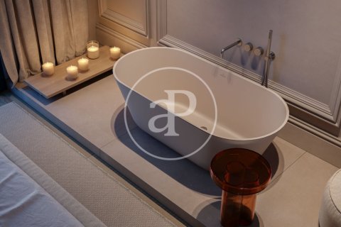 Ático de 4 dormitorios en venta en Barcelona, Cataluña, Spain № 2437 - foto 21