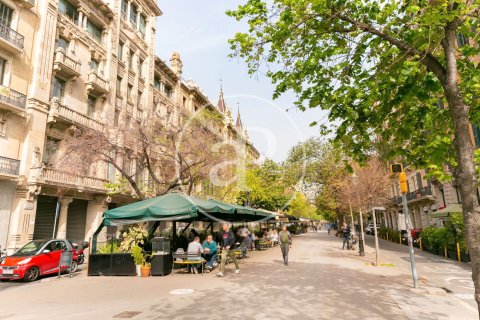 Купить квартиру в Эшампле, Испания с 5 спален, 246м², № 2442 - фото 17