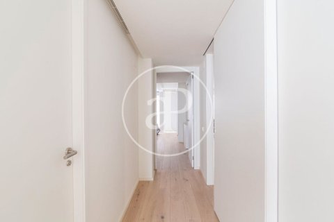2 bedrooms apartment for sale in Ciutat Vella, Barcelona, Catalonia, Spain № 2438 - photo 15