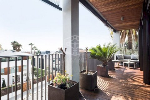 Apartamento de 4 dormitorios en venta en Barcelona, Cataluña, Spain № 922 - foto 18