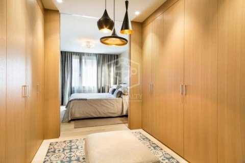 Apartamento de 4 dormitorios en venta en Barcelona, Cataluña, Spain № 922 - foto 8