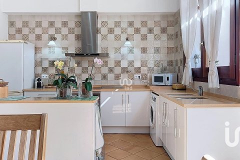 Villa de 3 dormitorios en venta en Canet de Mar, Barcelona, Cataluña, Spain № 4882 - foto 9