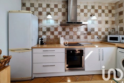 Villa de 3 dormitorios en venta en Canet de Mar, Barcelona, Cataluña, Spain № 4882 - foto 10