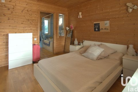 Сasa de 2 dormitorios en venta en Sant Boi de Llobregat, Barcelona, Cataluña, Spain № 4881 - foto 20