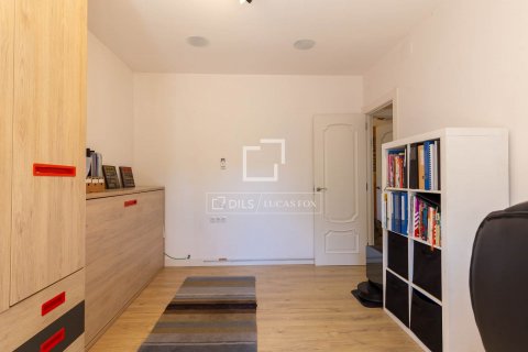 Купить квартиру в Эсплугес-де-Льобрегат, Испания с 4 спальни, 139м², № 8717 - фото 30
