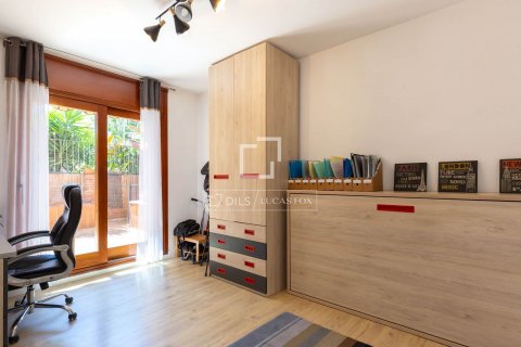 Купить квартиру в Эсплугес-де-Льобрегат, Испания с 4 спальни, 139м², № 8717 - фото 27