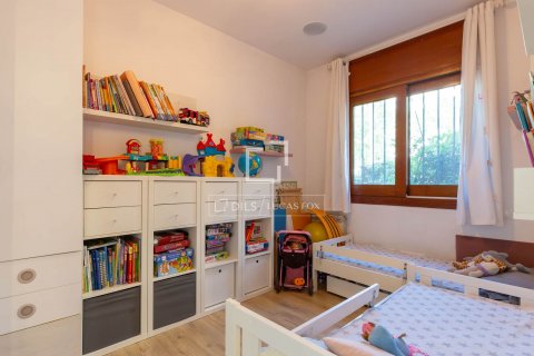 Купить квартиру в Эсплугес-де-Льобрегат, Испания с 4 спальни, 139м², № 8717 - фото 24