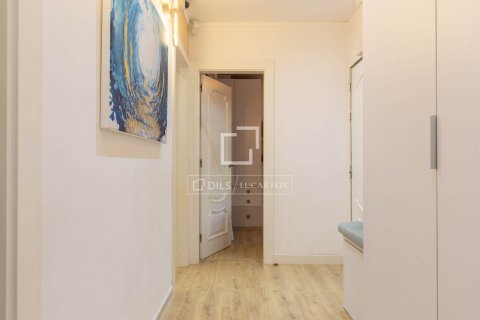Купить квартиру в Эсплугес-де-Льобрегат, Испания с 4 спальни, 139м², № 8717 - фото 23