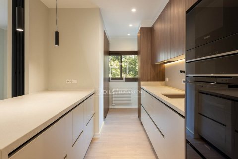 5 bedrooms apartment for rent in Barcelona, Catalonia, Spain № 8714 - photo 15