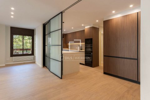 5 bedrooms apartment for rent in Barcelona, Catalonia, Spain № 8714 - photo 10