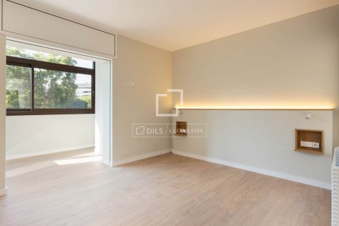 5 bedrooms apartment for rent in Barcelona, Catalonia, Spain № 8714 - photo 19