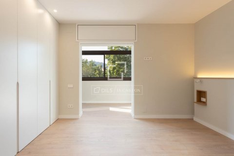 5 bedrooms apartment for rent in Barcelona, Catalonia, Spain № 8714 - photo 20
