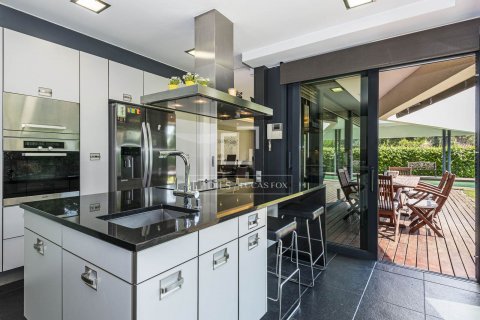 Villa de 5 dormitorios en venta en Matadepera, Barcelona, Cataluña, Spain № 8715 - foto 9