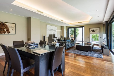 Villa de 5 dormitorios en venta en Matadepera, Barcelona, Cataluña, Spain № 8715 - foto 4