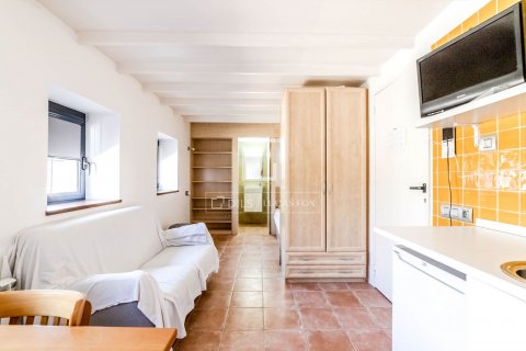 Finca de 6 dormitorios en venta en Sitges, Barcelona, Cataluña, Spain № 8713 - foto 17