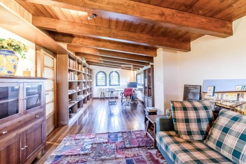 Finca de 6 dormitorios en venta en Sitges, Barcelona, Cataluña, Spain № 8713 - foto 21