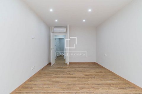 6 bedrooms apartment for sale in Barcelona, Catalonia, Spain № 8716 - photo 8