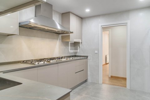6 bedrooms apartment for sale in Barcelona, Catalonia, Spain № 8716 - photo 18