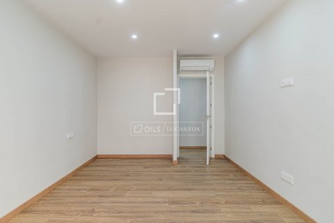 6 bedrooms apartment for sale in Barcelona, Catalonia, Spain № 8716 - photo 12