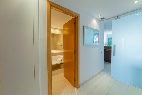Apartamento de 1 dormitorio en venta en Barcelona, Cataluña, Spain № 1374 - foto 20