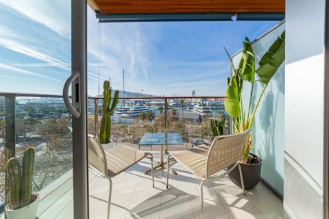 Apartamento de 1 dormitorio en venta en Barcelona, Cataluña, Spain № 1374 - foto 2