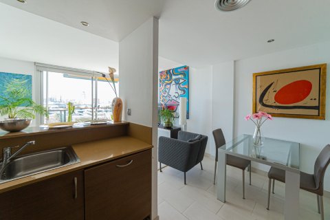 Apartamento de 1 dormitorio en venta en Barcelona, Cataluña, Spain № 1374 - foto 3