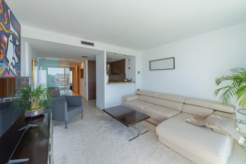 Apartamento de 1 dormitorio en venta en Barcelona, Cataluña, Spain № 1374 - foto 11