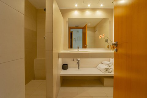 Apartamento de 1 dormitorio en venta en Barcelona, Cataluña, Spain № 1374 - foto 21