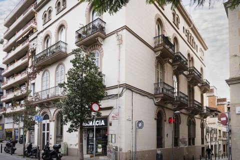 Propiedad comercial en venta en Barcelona, Cataluña, Spain № 1373