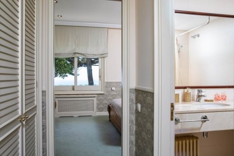 Сasa de 5 dormitorios en venta en Sant Andreu de Llavaneres, Barcelona, Cataluña, Spain № 1369 - foto 27