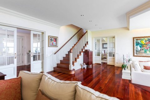 Сasa de 5 dormitorios en venta en Sant Andreu de Llavaneres, Barcelona, Cataluña, Spain № 1369 - foto 13