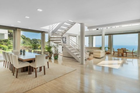 Сasa de 6 dormitorios en venta en Sant Andreu de Llavaneres, Barcelona, Cataluña, Spain № 1371 - foto 10