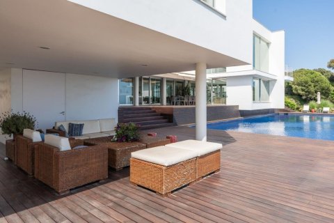 Сasa de 6 dormitorios en venta en Sant Andreu de Llavaneres, Barcelona, Cataluña, Spain № 1371 - foto 6
