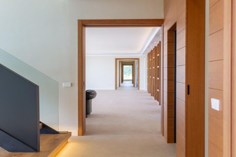 Сasa de 8 dormitorios en venta en Sant Andreu de Llavaneres, Barcelona, Cataluña, Spain № 1370 - foto 24